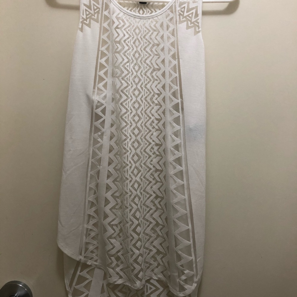 Clothes - Picture 11 of 16